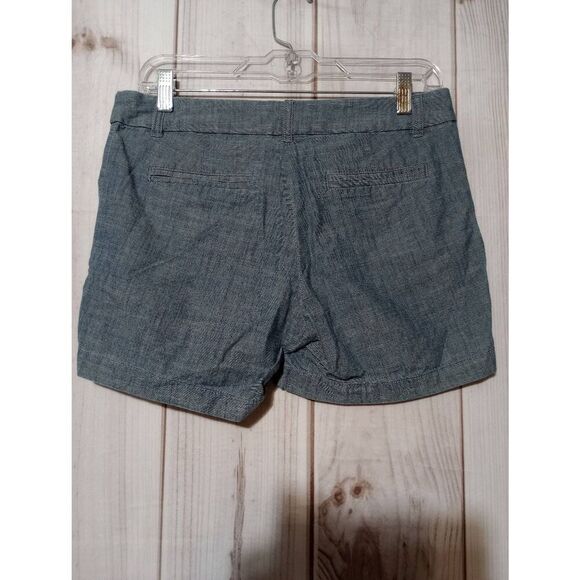 J Crew Shorts Ladies 2‎ Blue Chambray Chino - Picture 2 of 5